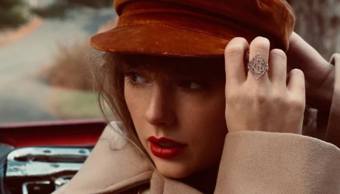 Swift took to Instagram on Friday to share a 30-second-long teaser for the music video to All Too Well