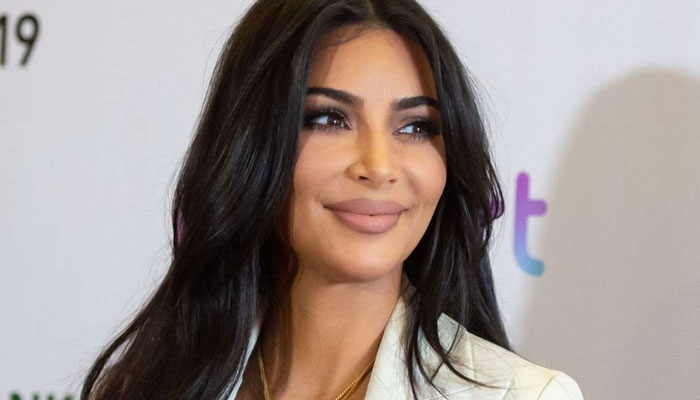 Kim Kardashian bercanda tentang pernikahan ketiga yang gagal: 'Saya tidak mendapatkan bisnis pernikahan ini'