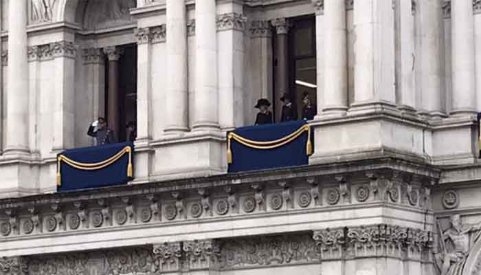Prince Edward replaces Queen Elizabeth on Foreign Office balcony