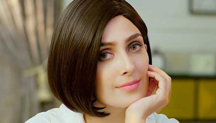Ayeza Khan gets a hair transformation, receives mixed reaction from fans