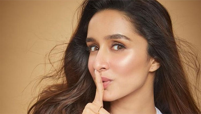 Shraddha Kapoor over the moon as ‘Cham Cham’ crosses one billion views