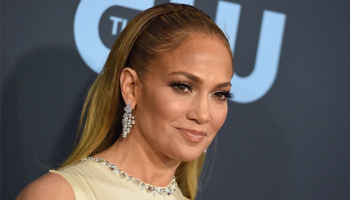 Jennifer Lopez wins hearts with newly-lunched 'On My Way's music video