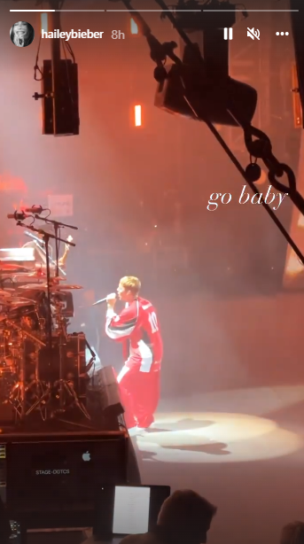 Hailey Baldwin roots for Justin Bieber Saudi Arabia performance: “Go Baby”