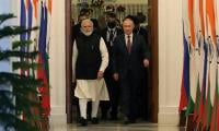 Putin lauds India with eye on military, energy ties