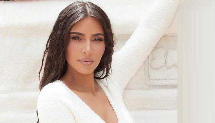 Kim Kardashian leads the glamour at 2021 Peoples Choice Awards