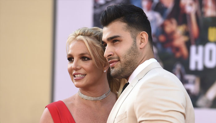 Britney Spears’ pal concerned ‘she swapped Jamie Spears with Sam Asghari’: soruce