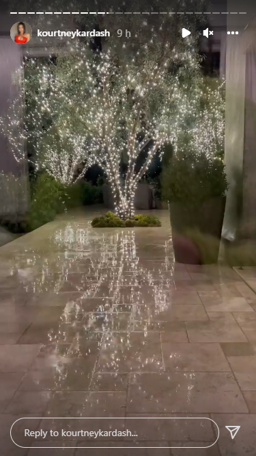 Kourtney Kardashian kicks off Christmas festivities with ‘romantic’ home décor