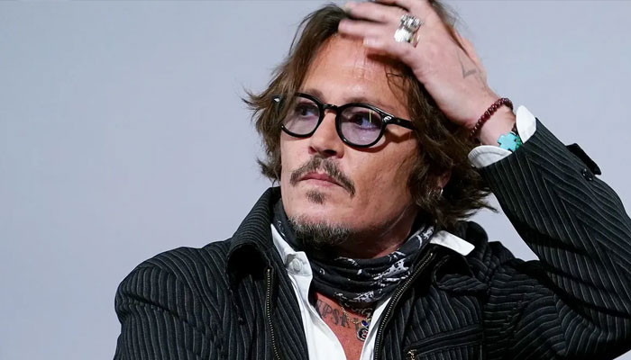 Mantan rekan satu band Johnny Depp menuduh Amber Heard ‘membuatnya gila’