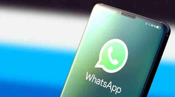 WhatsApp's third blue check is 'fake news'
