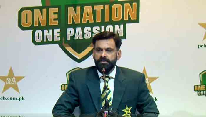 Mohammad Hafeez announces retirement from international cricket at a press conference in Lahore.
