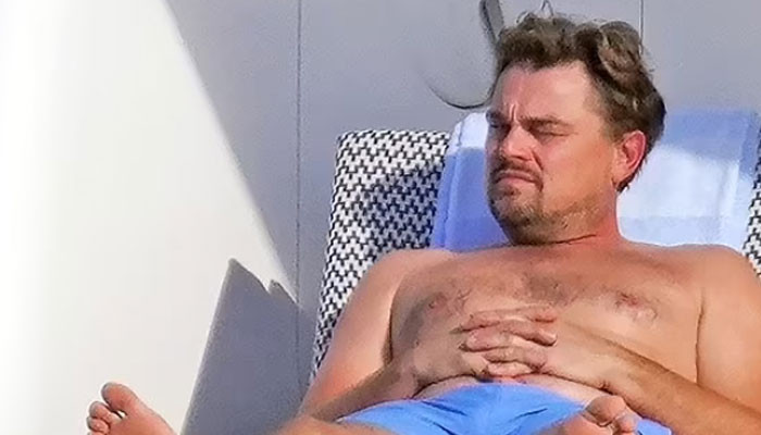 Leonardo DiCaprio berendam di bawah sinar matahari tanpa baju di kapal pesiar besar