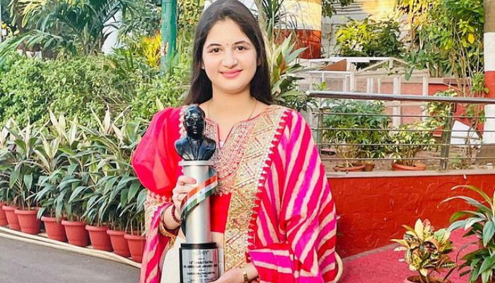 Harshaali Malhotra dari ‘Bajrangi Bhaijaan’ dianugerahi Penghargaan Nasional India