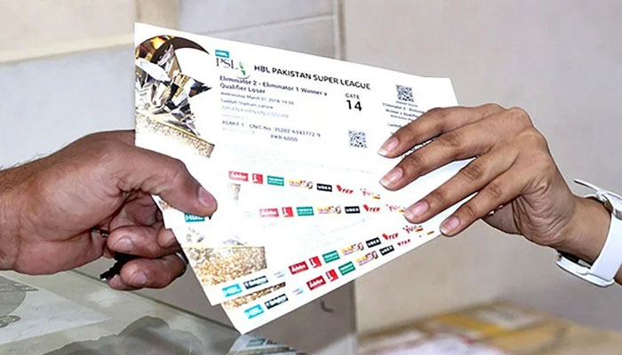 Tickets for the season seven of the Pakistan Super League 2022 will go on sale online at 3 pm today. Photo: file