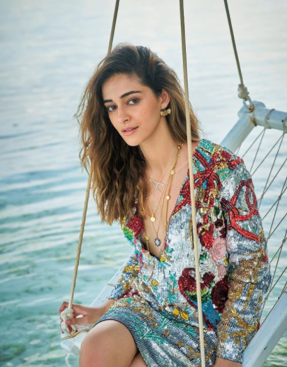 Ananya Panday is sight to behold in hotly-unveiled pics of Maldives
