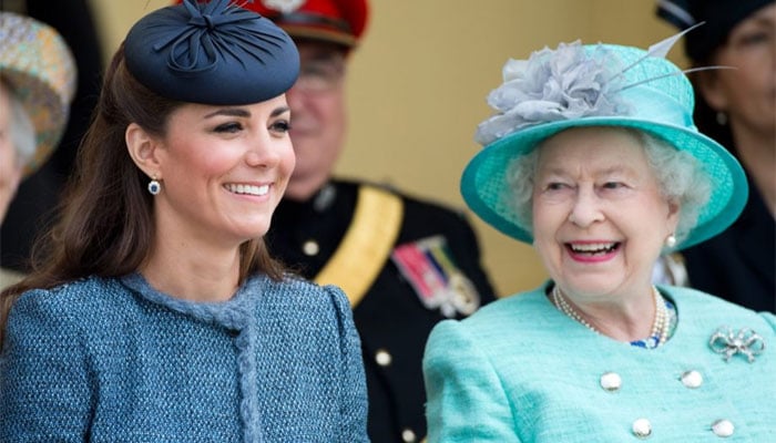 Queen Elizabeth Kate Middleton 