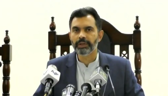 State Bank of Pakistan Governor Reza Baqir addressing a press conference on January 24, 2022. — YouTube screengrab