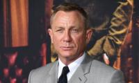 Daniel Craig does interview without realizing he’s bleeding from forehead