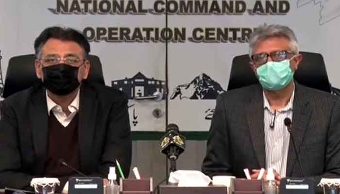 Federal Minister for Planning Asad Umar and SAPM on Health Dr Faisal Sultan adressing media after a meeting at the National Command and Operation Center (NCOC) on Tuesday. -Radio Pakistan