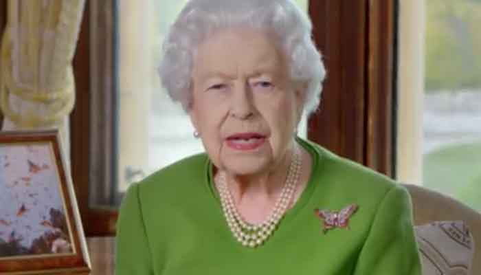 Queen Elizabeth discussed her announcement about Camilla with Boris Johnson?