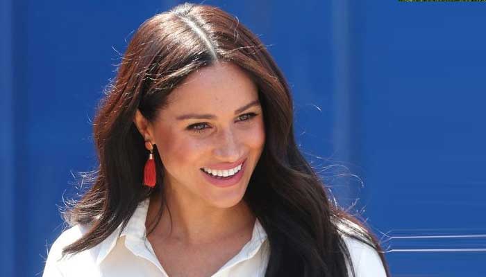 Meghan Markle shuns a royal tradition while meeting with people