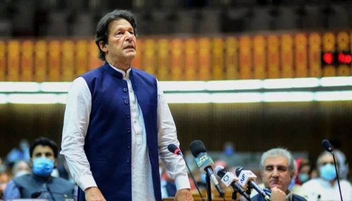 Prime Minister Imran Khan address the National Assembly. Photo: File/AFP