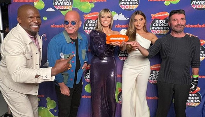 Sofia Vergara makes hearts race in a white jumpsuit at the Kids' Choice Awards: photos