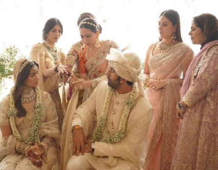 Ranbir-Alia wedding: Riddhima Kapoor drops new pictures from the ceremony