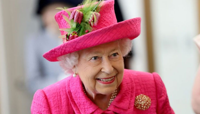 Queen Elizabeth not in attendance for royal Easter service