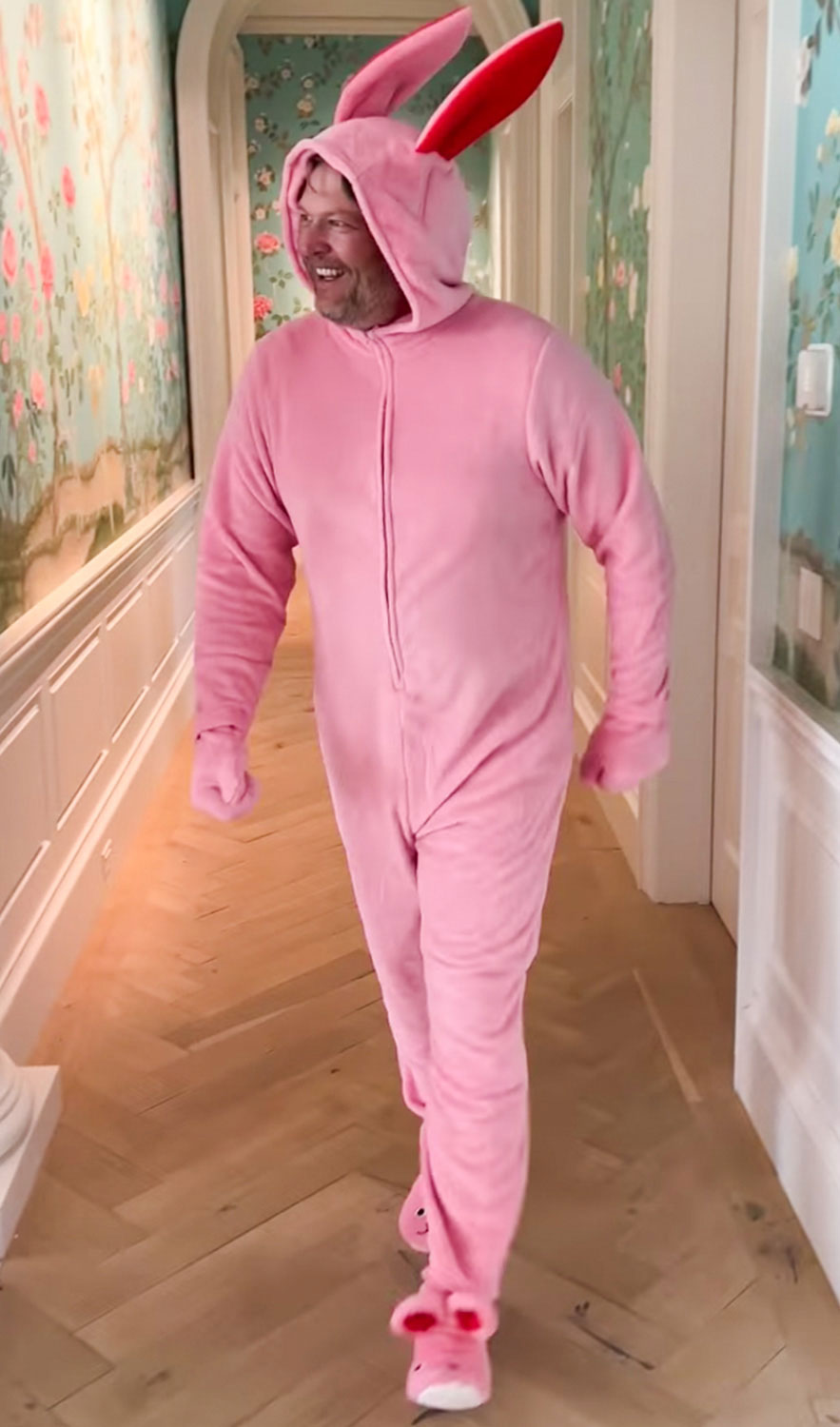 Blake Shelton transforms into a pink bunny for Easter celebrations with Gwen Stefani