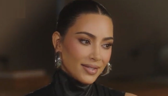 Kim Kardashian menyebabkan kegemparan saat dia bersaksi di persidangan ‘Blac Chyna’