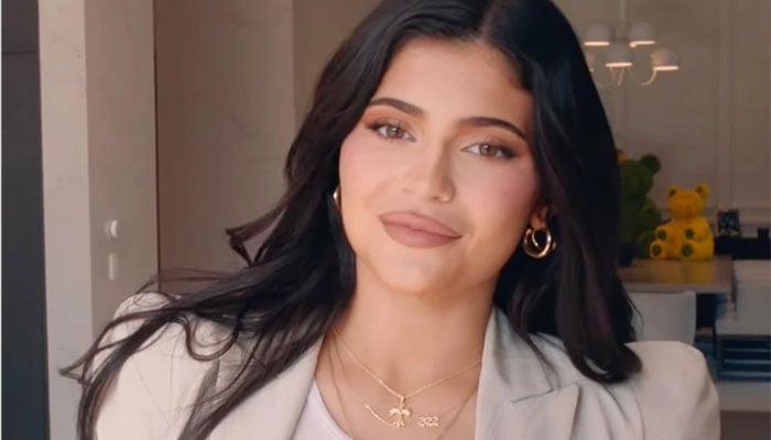 Kylie Jenner sheds light on how she’s losing 60lb baby weight after pregnancy