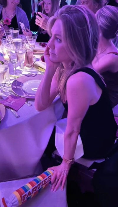 Jennifer Aniston at Adam Sandler's Daughters Bat Mitzvah Celebration.  Image shared by TikTok user @lilah.newkirk