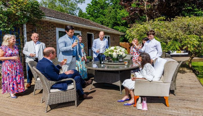 Prince William wins hearts by visiting cancer campaigner's home