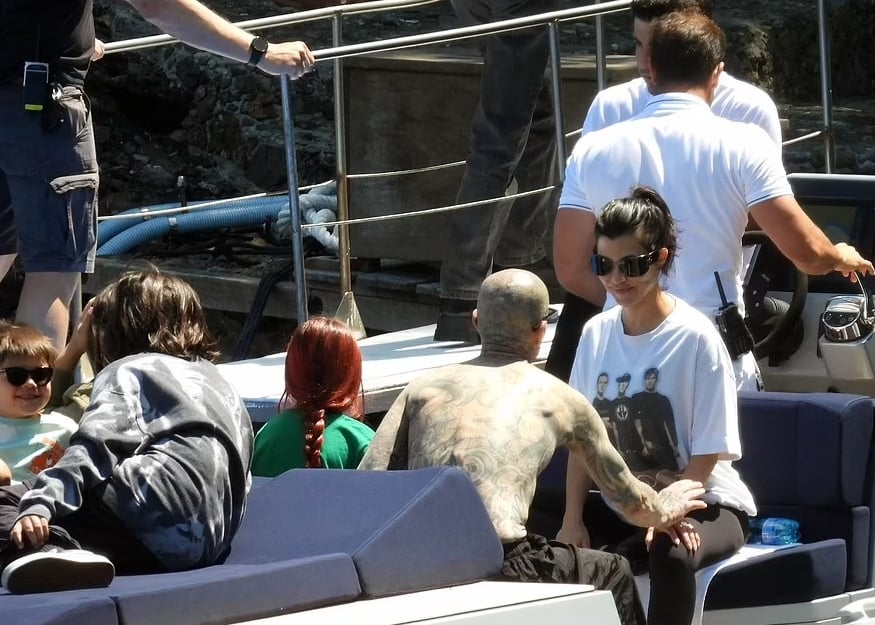 Kourtney Kardashian, Travis Barker enjoy boat ride ahead of Italian wedding