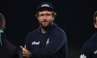 New Zealand´s Vettori named assistant Australia cricket coach