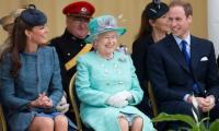 Queen Elizabeth ‘wants To Avoid’ Repeat Of Charles, Diana With William And Kate