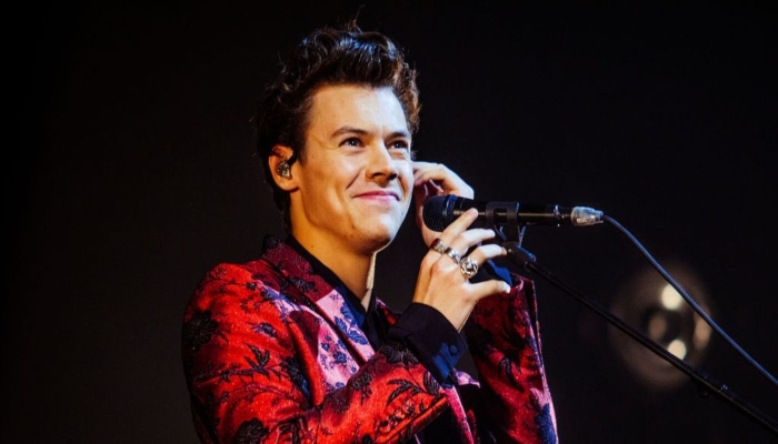 Tragedy at Harry Styles’ Glasgow concert as fan falls from balcony into crowd