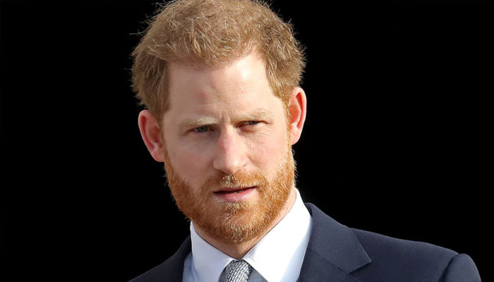 Książę Harry powinien zacząć od „przeprosin” za „naprawę” relacji z członkami rodziny królewskiej