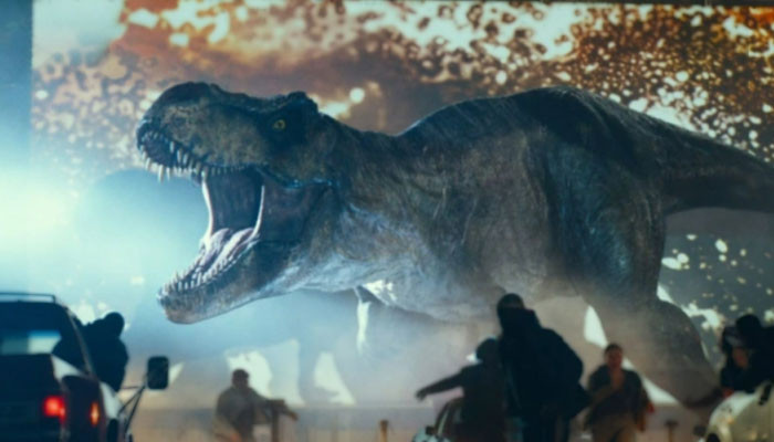 ‘Jurassic’ kembali menjadi top draw di bioskop Amerika Utara