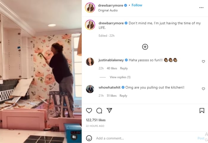 Drew Barrymore destroys apartment with hammer, ‘having the time of my life’