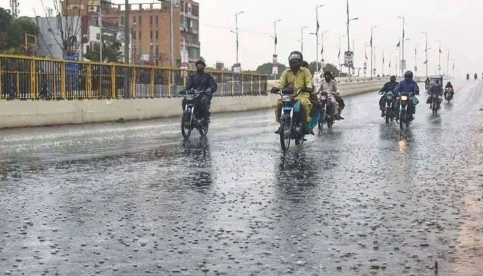 Motorcyclists can be seen on the roads of Karachi after the city received light rain. Photo: Geo.tv/ file