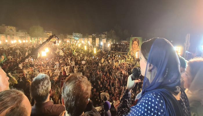 PML-N Vice President Maryam Nawaz addressing a jalsa in the PP-167 constituency ahead of the Punjab by-polls, on July 2, 2022. -- YouTube/Geo News