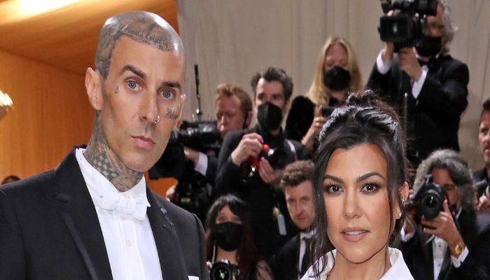 Kourtney Kardashian lashes out at paparazzi over 'hospital pictures'