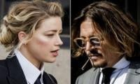 Johnny Depp receives love from Naomi Campbell 