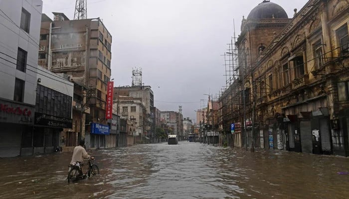 اتوار سے کراچی میں مون سون کا ایک اور سسٹم آنے کا امکان: محکمہ موسمیات