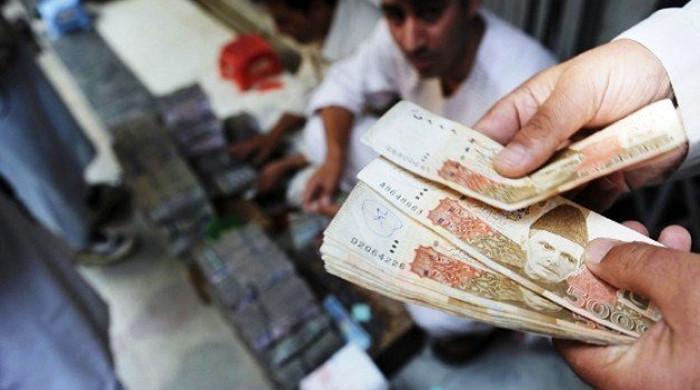 Pakistani rupee continues losing ground, hits all-time low against dollar