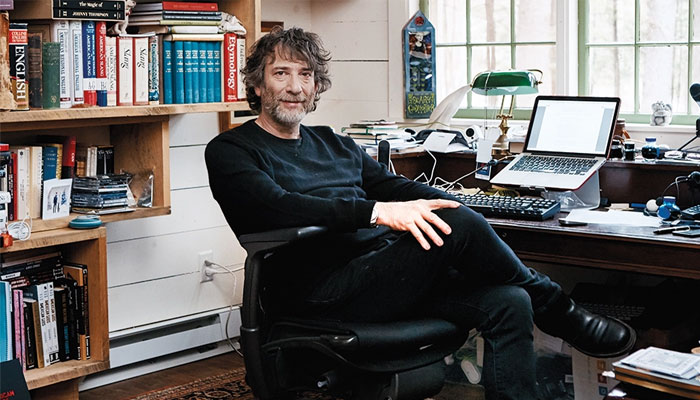 Neil Gaiman reveals he wants THIS gesture from fans who meet at book signings