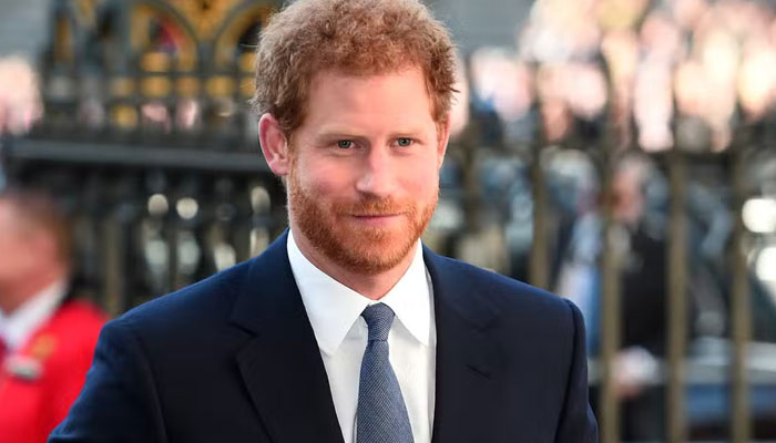 Prince Harry’s friends ‘fear’ his memoir will ‘play havoc with their personal lives’