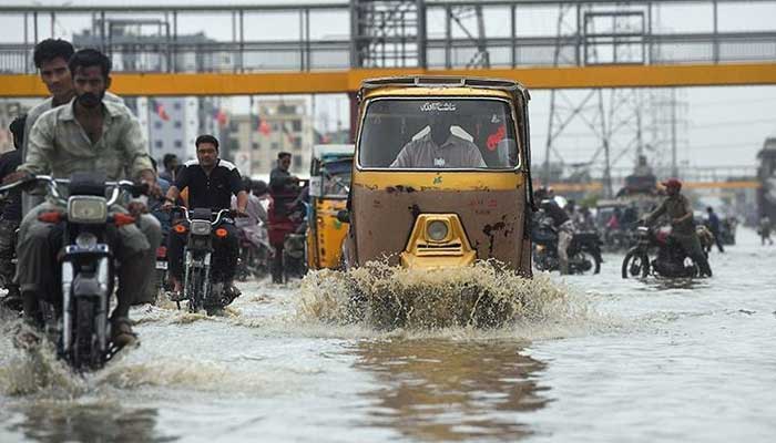 Met Office forecasts heavy rains in Karachi from August 11 to 14. Photo: AFP/File