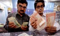 Top Pakistani currency dealer makes big prediction about dollar rate